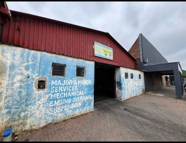 310M² WORKSHOP FOR SALE IN SPRINGS CENTRAL